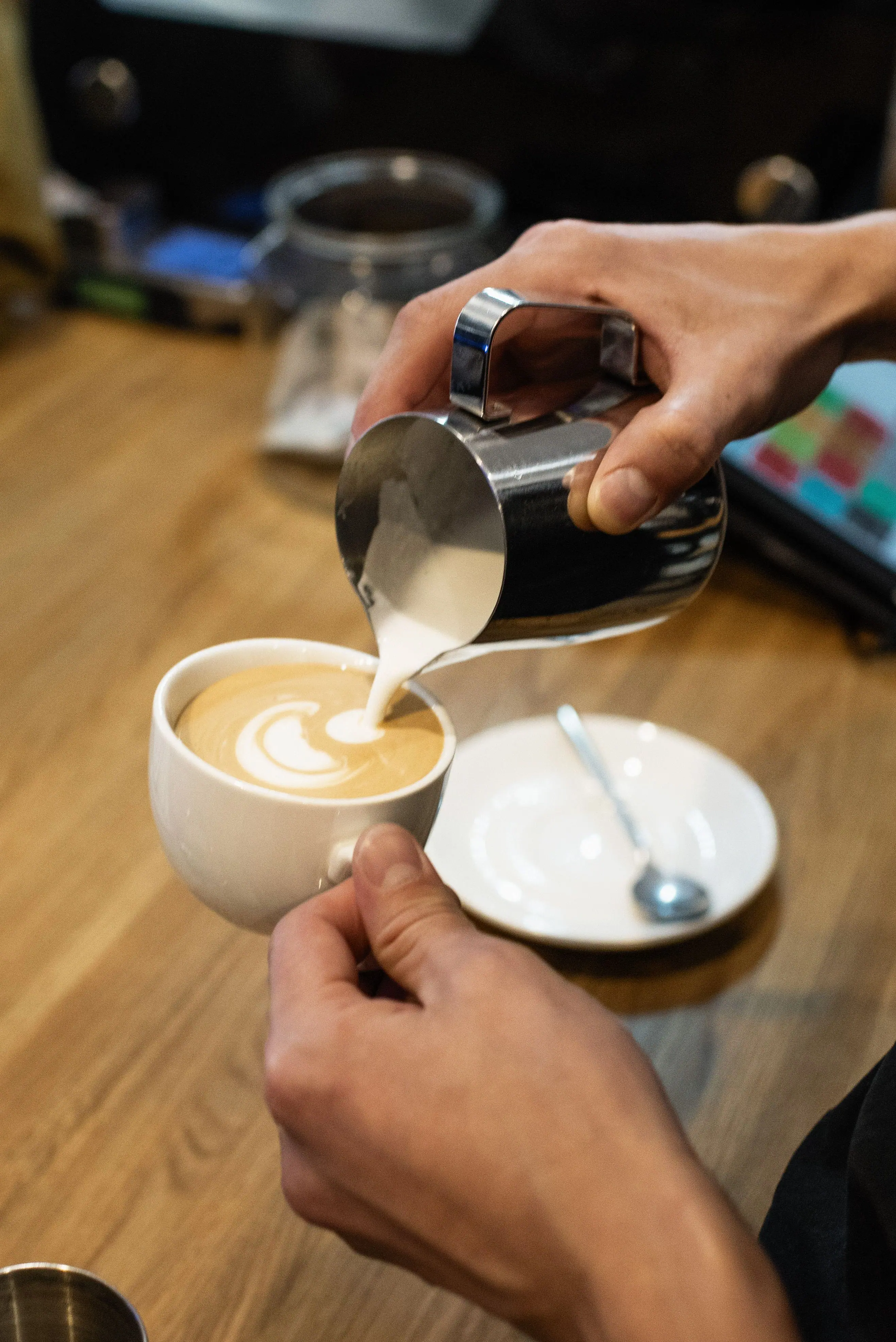 Barista przy pracy
